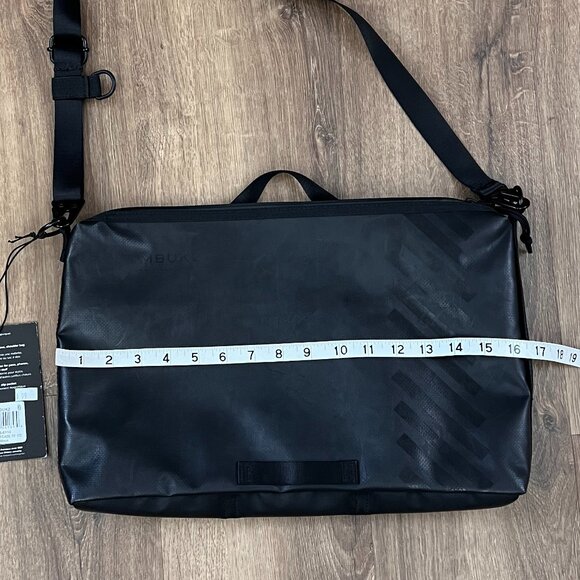 NEW Timbuk2 Jet Black Heist Briefcase Crossbody Backpack - Picture 3 of 9